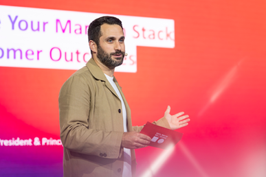 DMEXCO, Kölnmesse, Messe-Moderation, Marc Semmler, englischsprachig