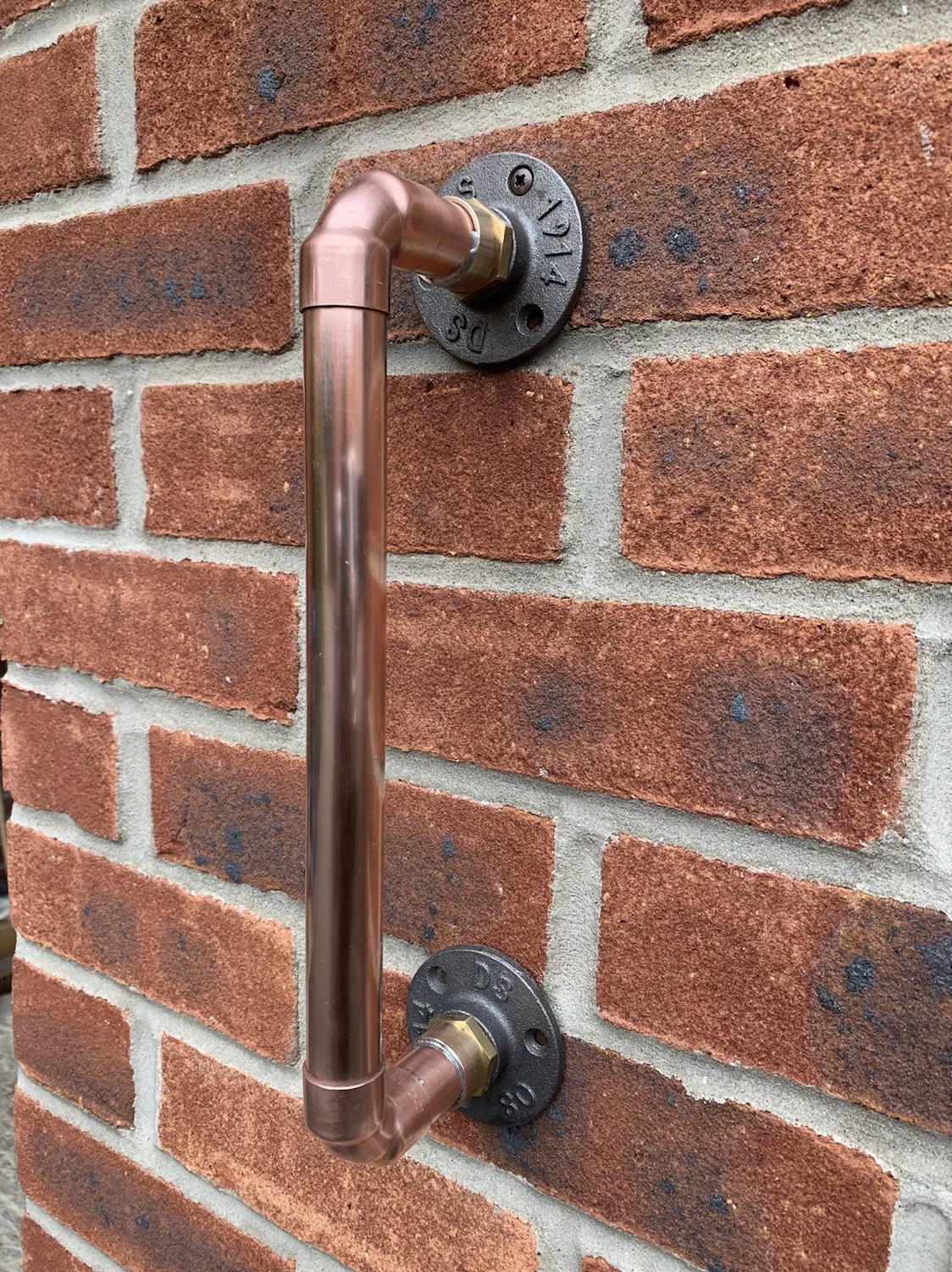 Heavy duty door handle