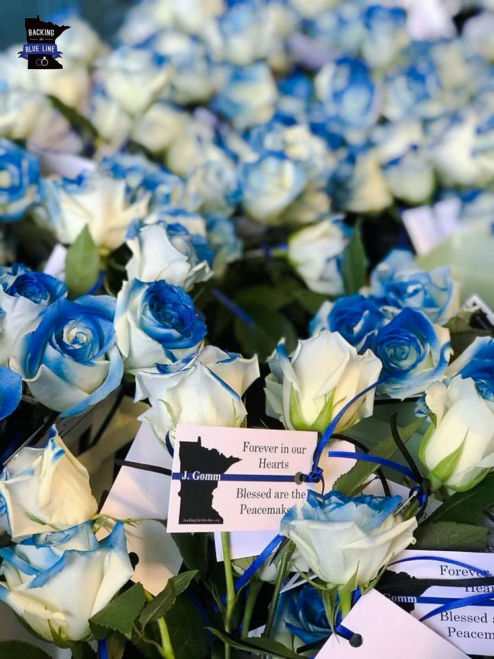Honoring Fallen Officer Joseph Gomm Of Mn With Blue Roses