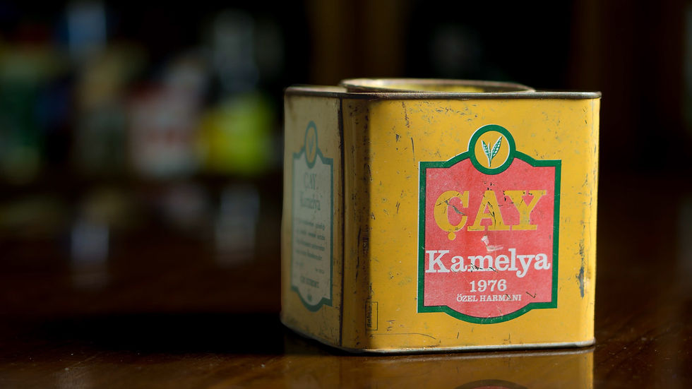 Caykur Tea Tin Manufactured by Teksan Teneke Kutu in 1976.