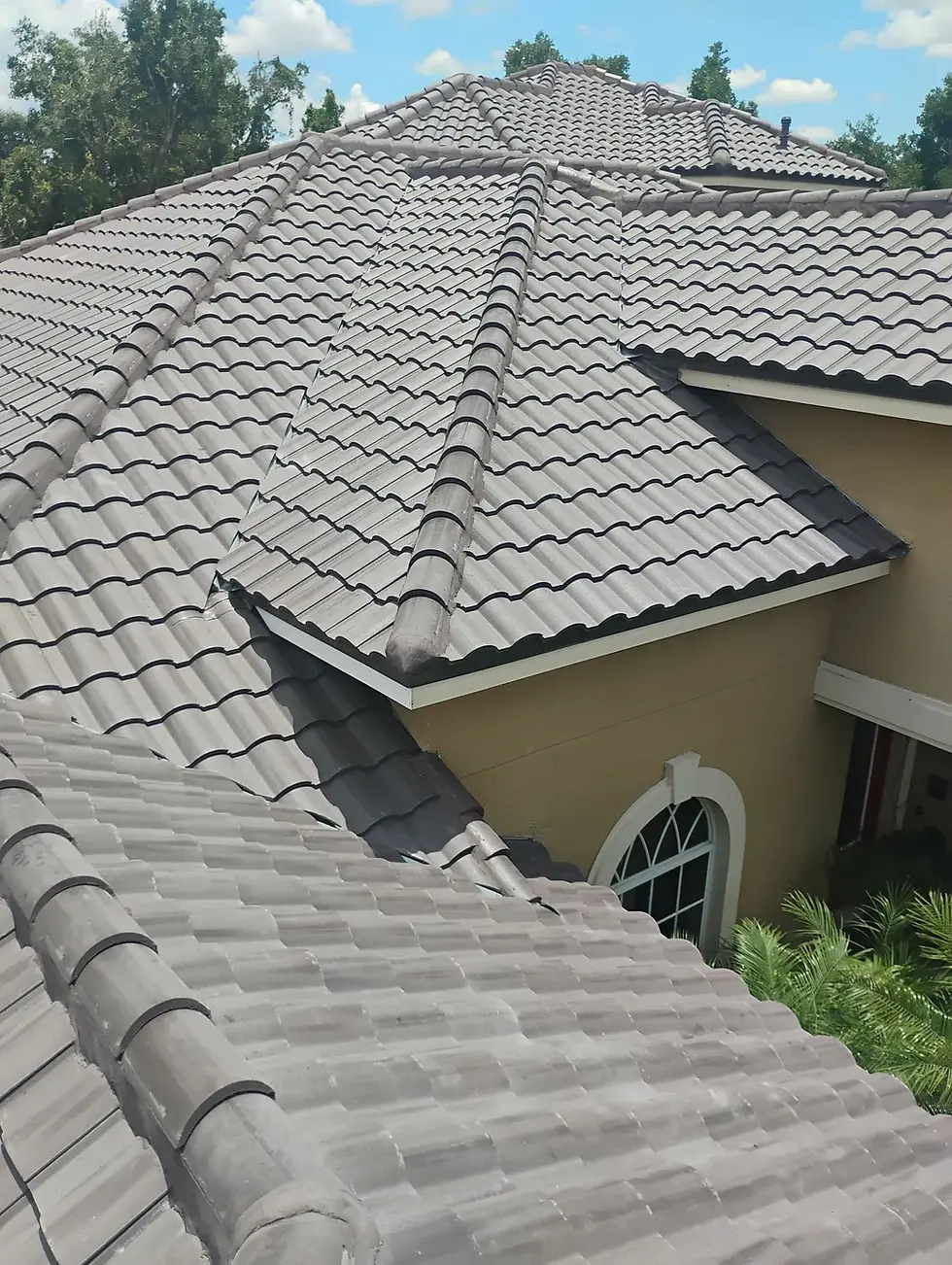 3 Reasons Tile Roofing Is Ideal for Long-Term Homeowners
