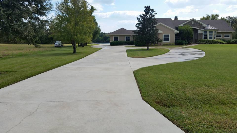 Pressure washing in Cape Coral including the path leading to the front door.