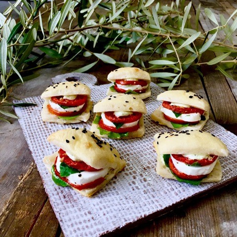 Oven Roasted Tomato & Fresh Mozzarella | thelimetreecafe