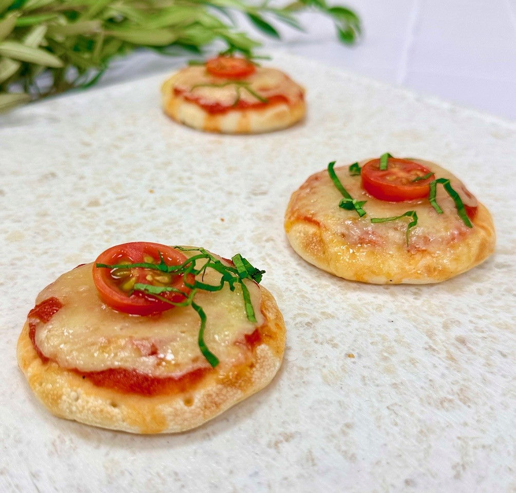 Mini Margherita Pizza