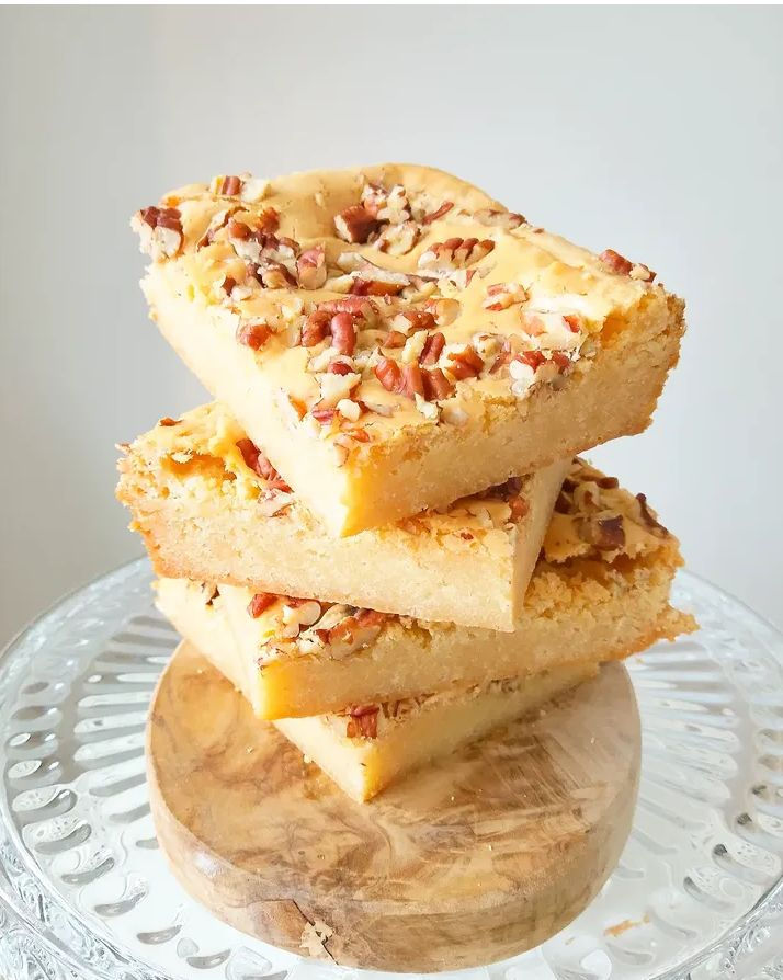 pecan blondies