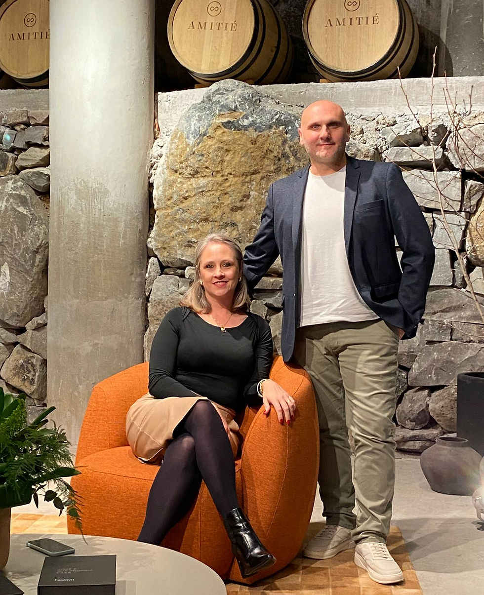 Michelle Weinert da Silva e Leandro Pelegrini - Diretores da Design Requinte Interiores