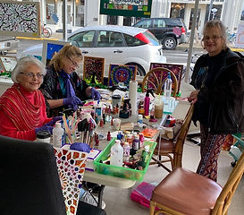 alcohol inks on glass painting class.jpg