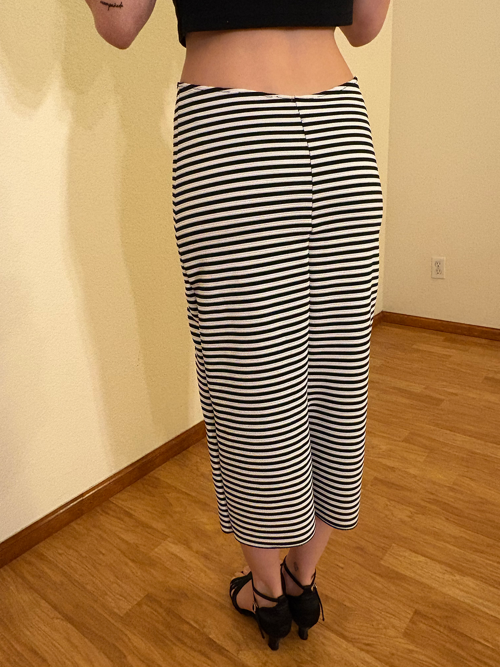 Thumbnail: #25 Narrow skirt pique B&W