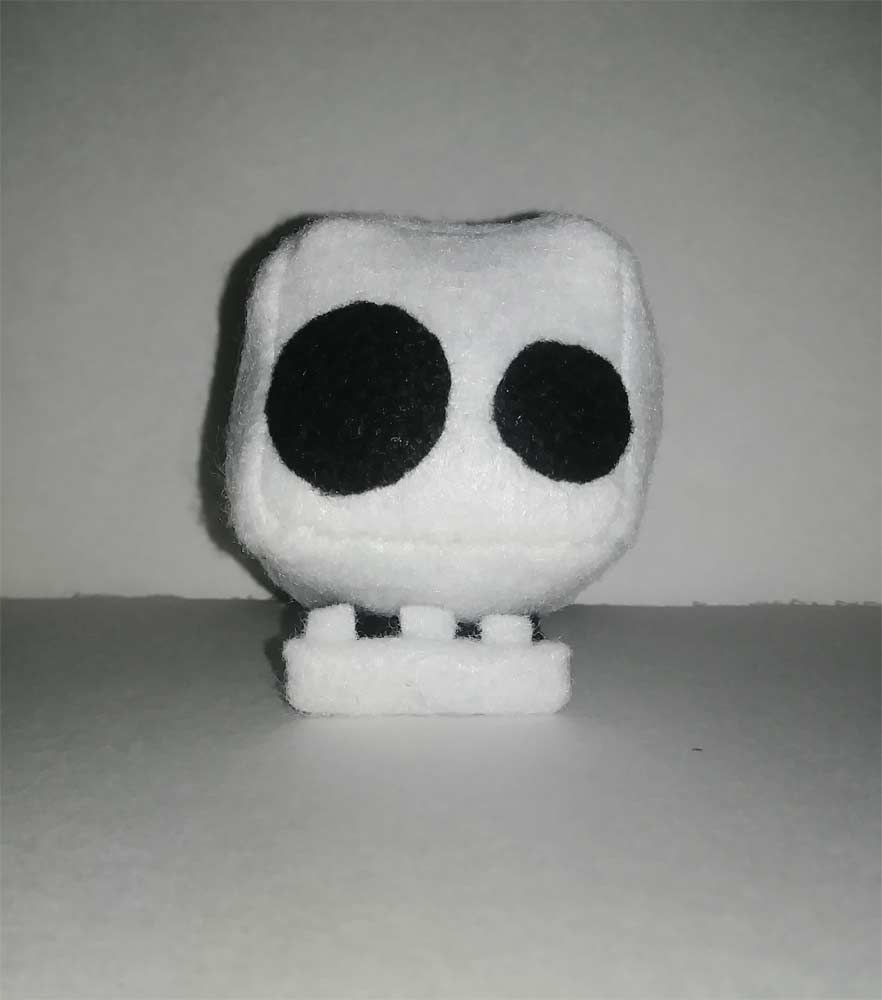 skull-goo-plush-1.5-in-OleDeMa