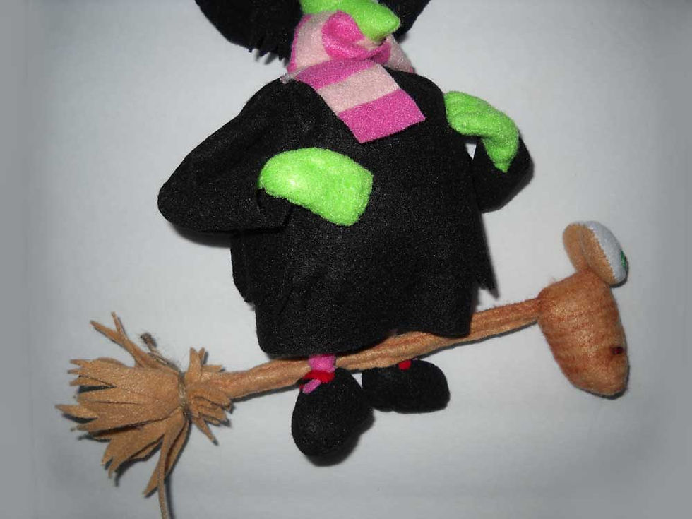 Gruntilda_Winkybunion_plush_Banjo-Kazooie-7