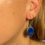 Miniature : Boucle d oreille bleu et or, motif plume, gold filled