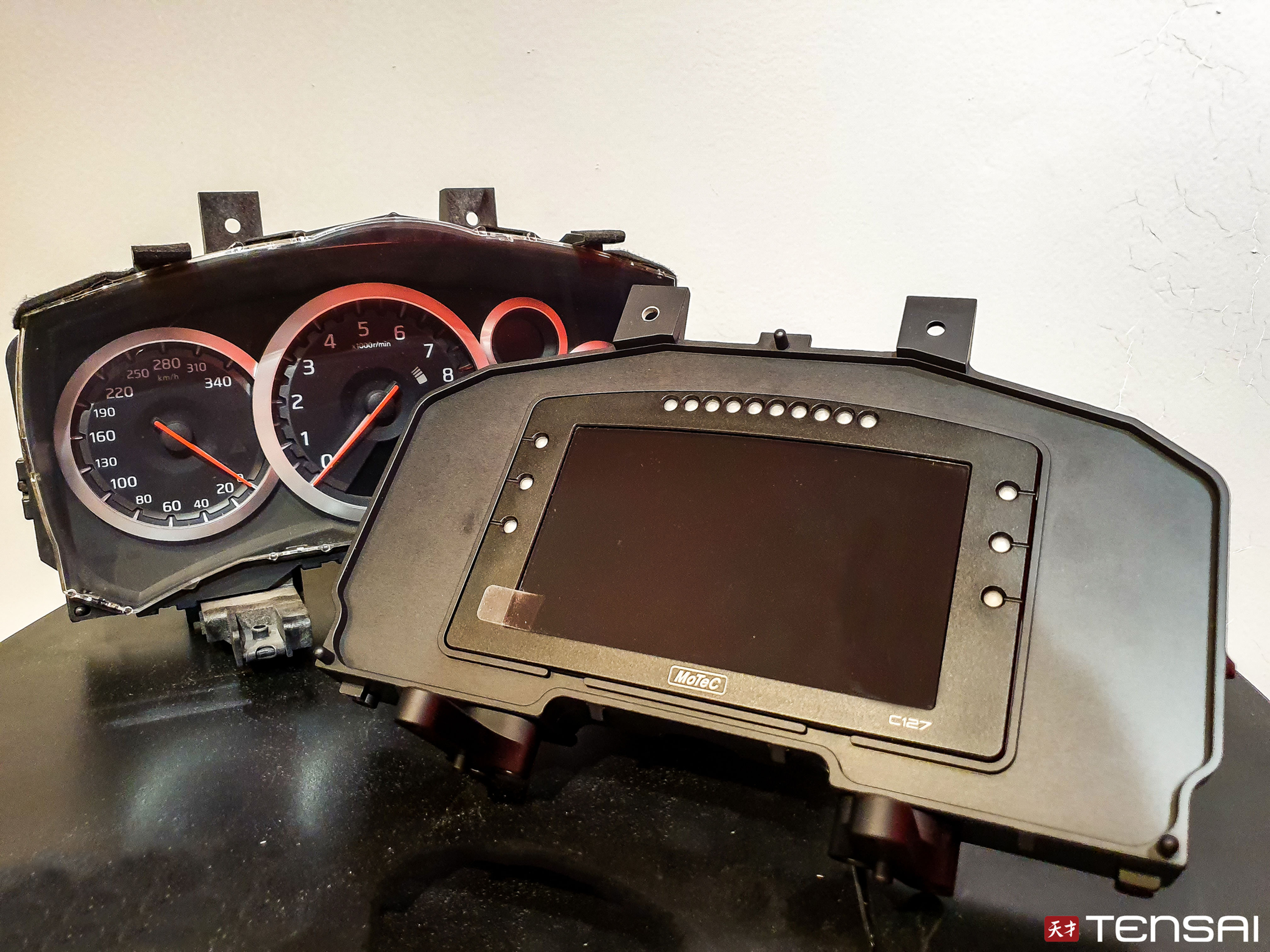 MoTeC C127 GTR PNP Dash Replacement