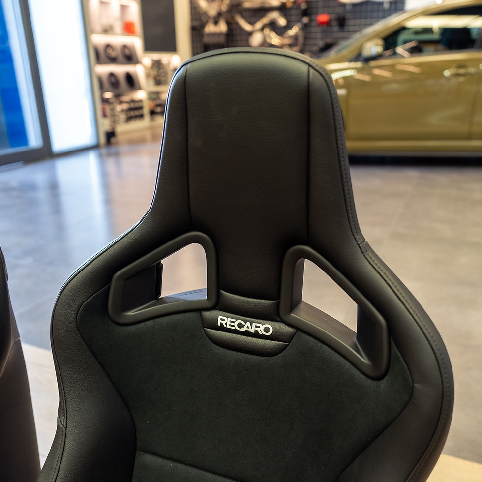 Thumbnail: RECARO LEFT Sport Seat CS , Black Leather / Alcantara 410.00.2575