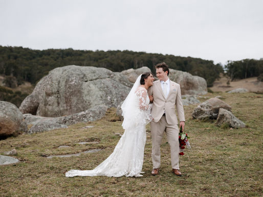 How Long Should You Book Your Wedding Photographer For?