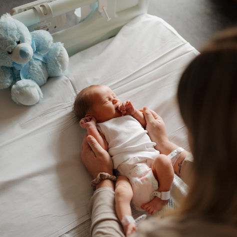 Fresh 48 Photography in Bathurst & Lithgow | Real Newborn Moments in the First 48 Hours