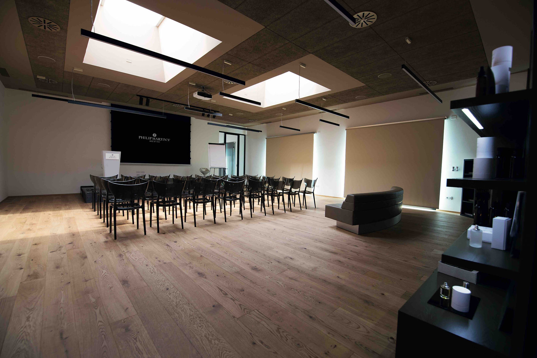 Sala Grande 01.jpg