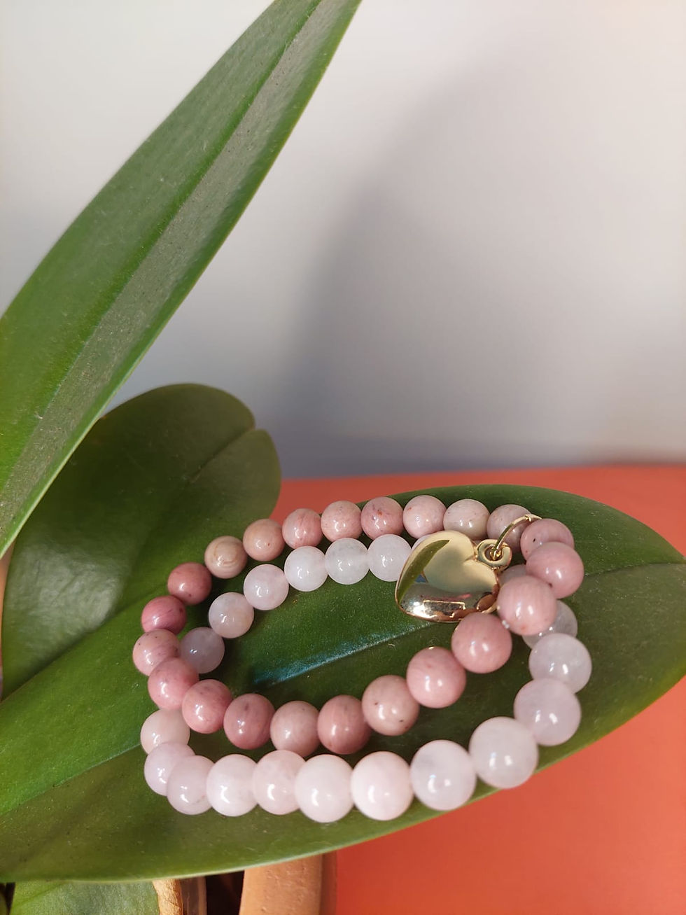 Pulseira de pedras e coração
