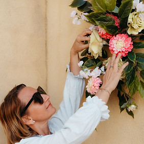 facade en fleurs pour commerce en france