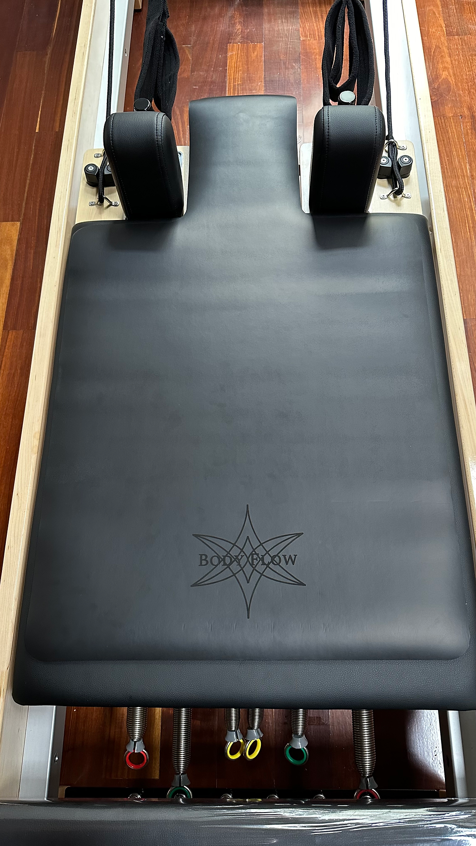 Miniatura: vista frontal del mat para Pilates Reformer