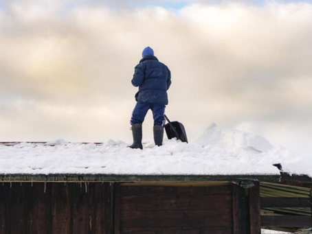 The Importance of Snow Removal from Commercial Roofs