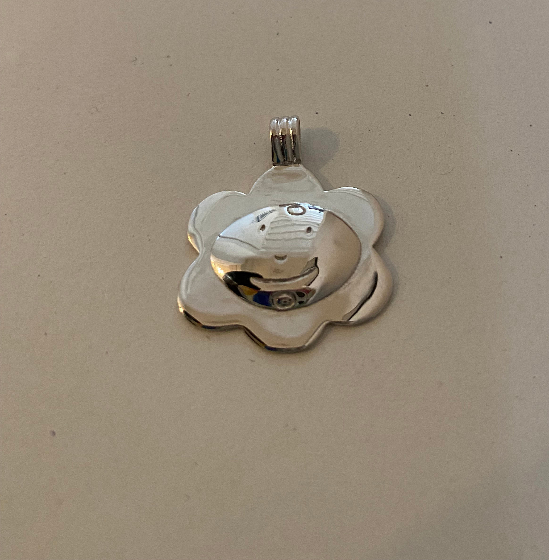 "Flower Power" pendant (small)