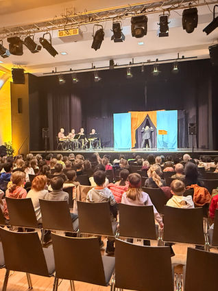 Pindakaas - Saxophonquartett besucht Ludgerusschule