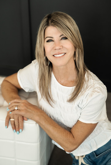 KarenCulpHeadshots-16.JPG