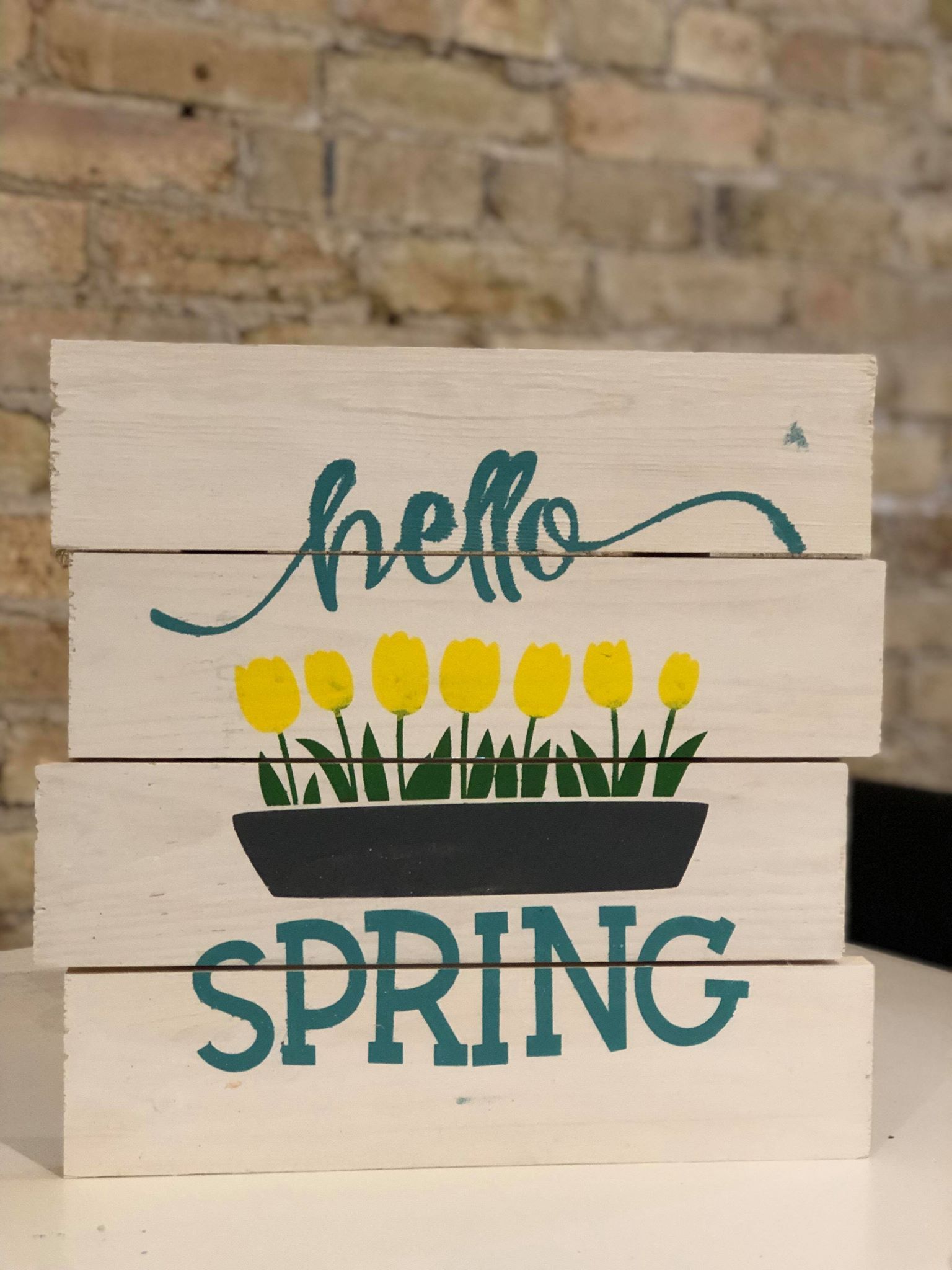 Hello Spring Planter