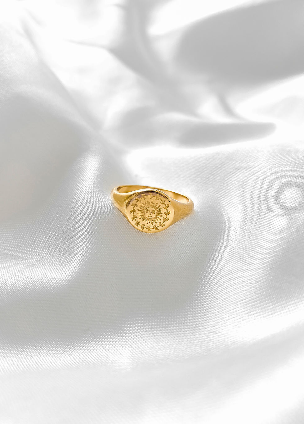 Thumbnail: Sun ring
