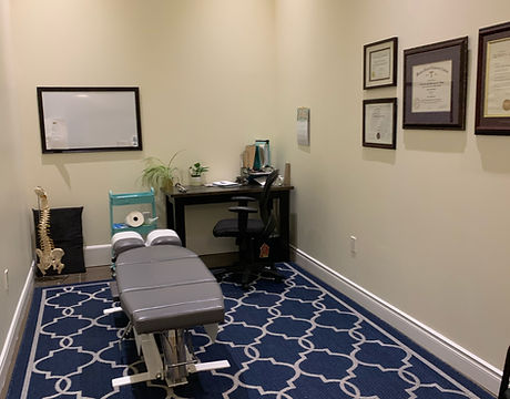 chiro.room.pic.jpeg