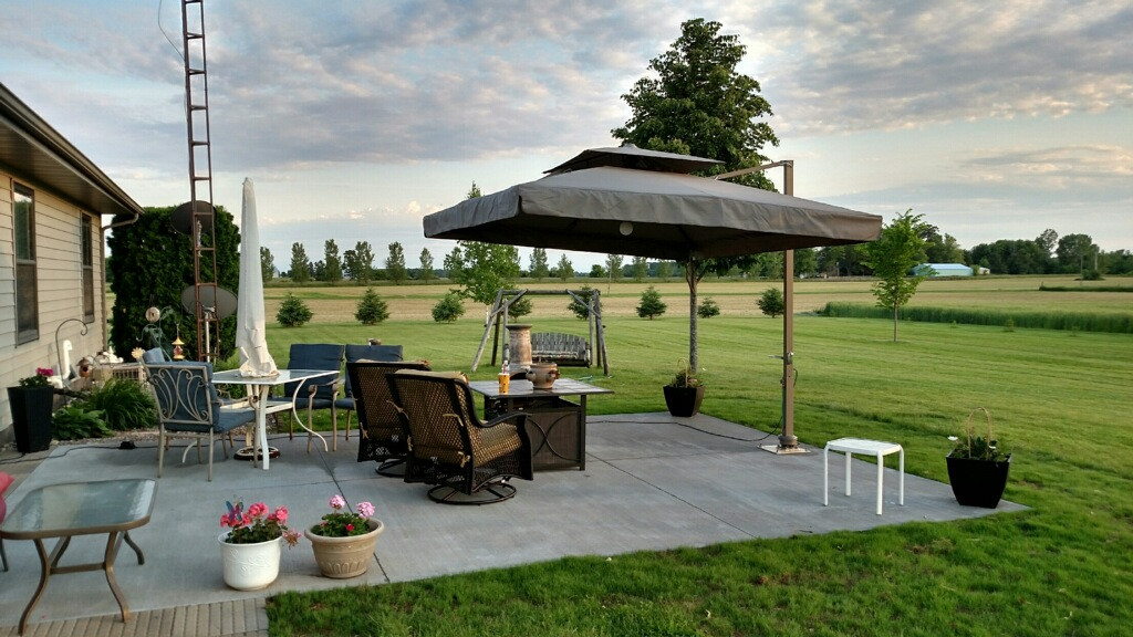 Fullscreen Page Vrienden Umbrellas