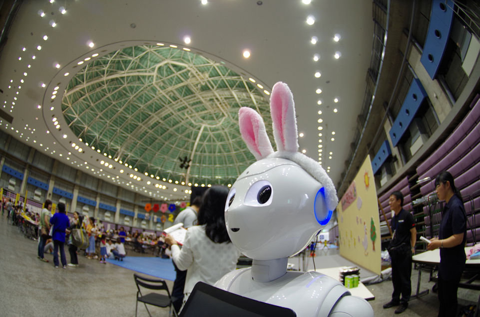 Pepper 人型量産ロボット