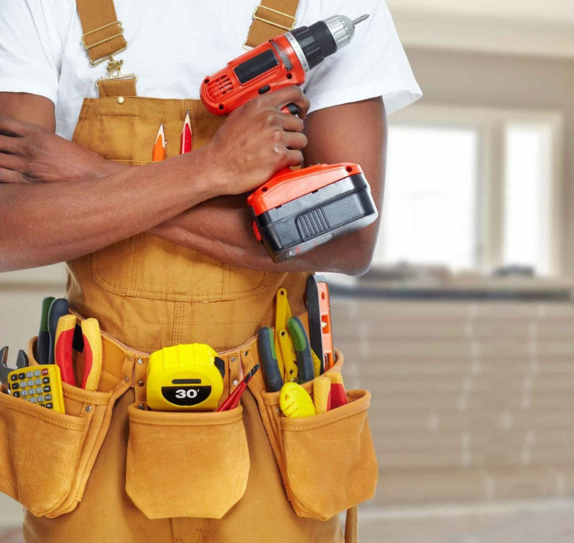 handyman 17_edited.jpg