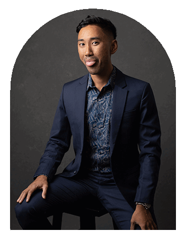 Financial Planner Head Shot_Nico.gif