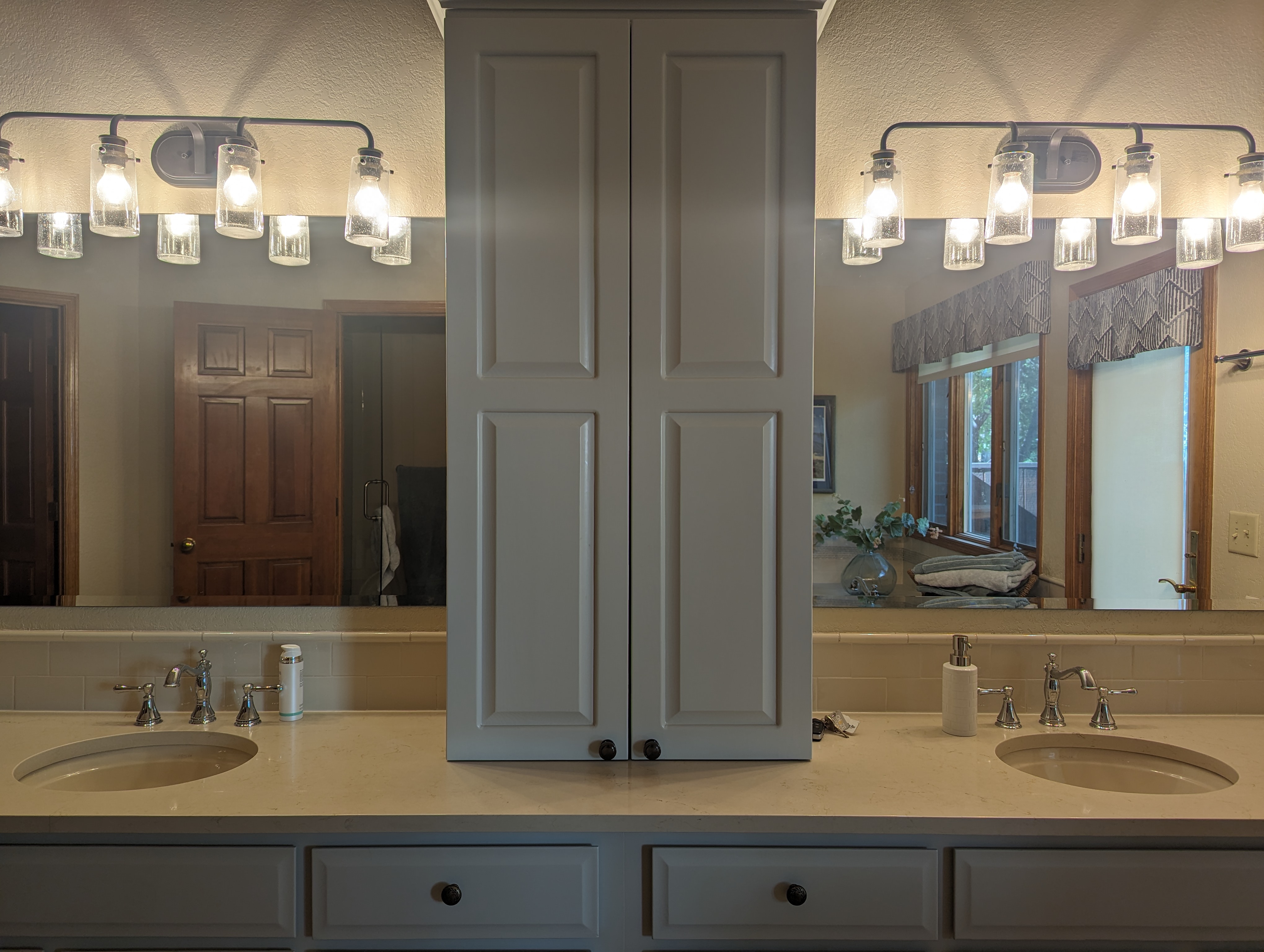 Cabinet Refinishing by Exquisite Finishing