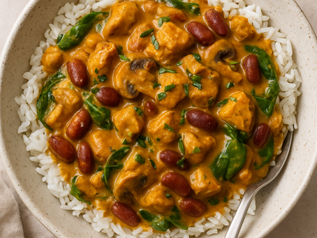 Creamy Coconut Chicken & Bean Curry 🌿
