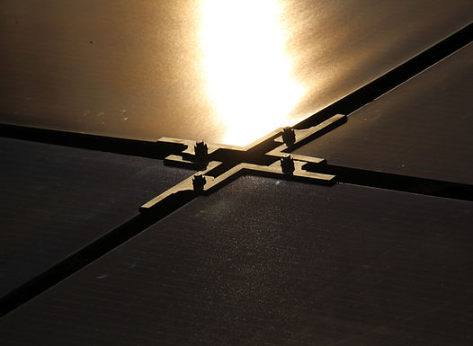 IMG_1024 four panels meet mount close up solvari sr.JPG