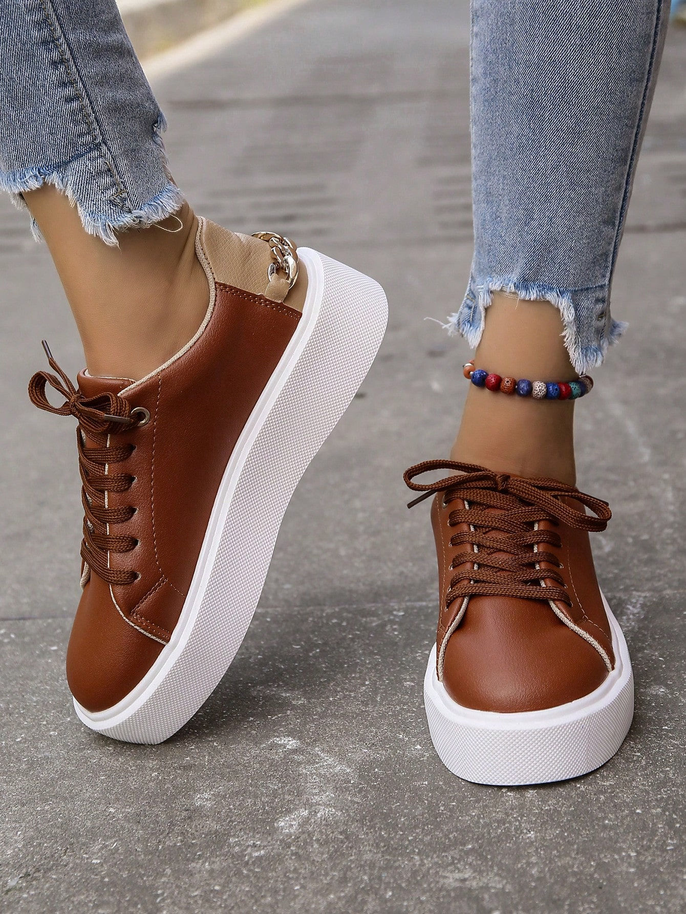 Zapatos casuales planos con cordones