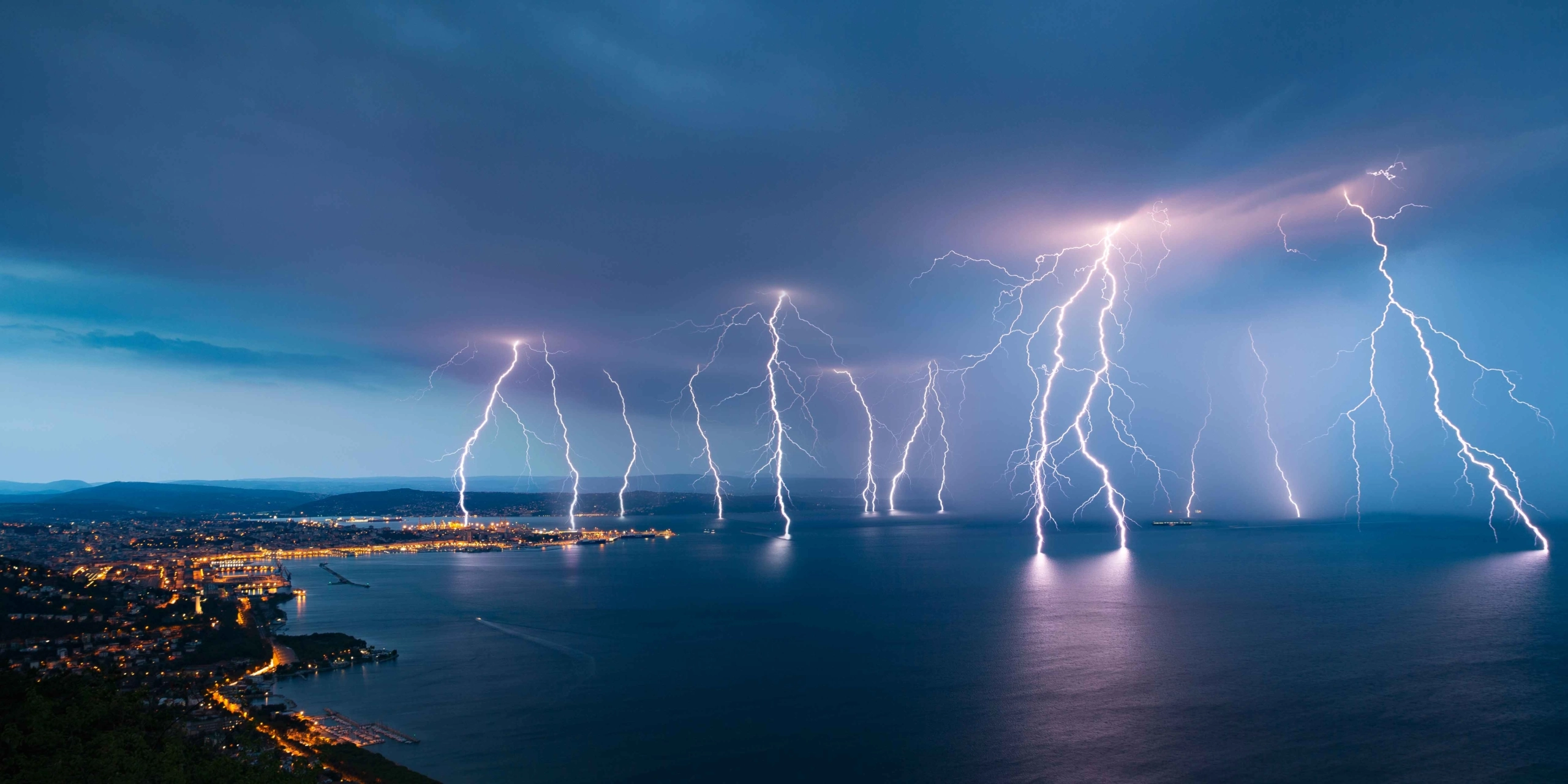 Lightening-scaled.webp