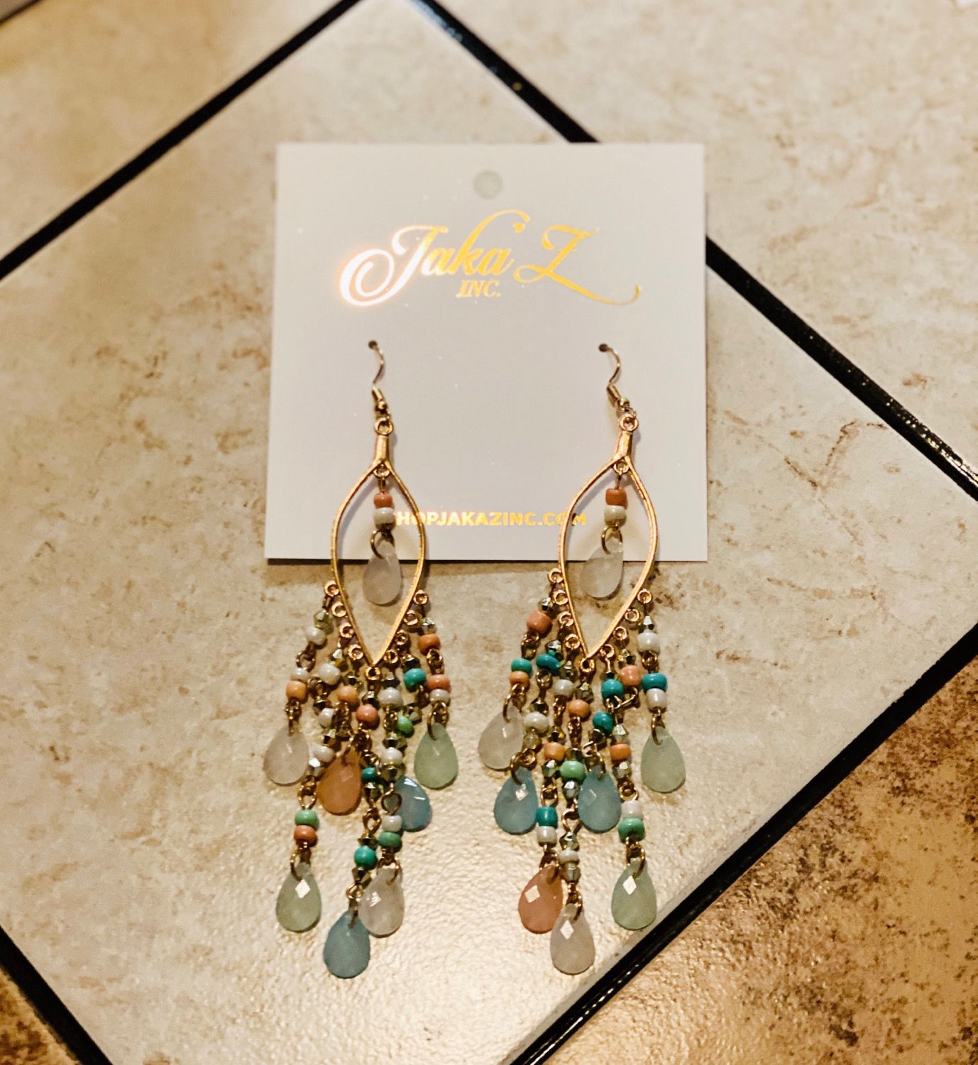 Chandelier Corals & Aqua EarCandy 
