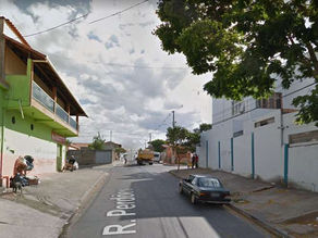 Criança de 5 anos é morta a facadas em porta de escola, em Betim