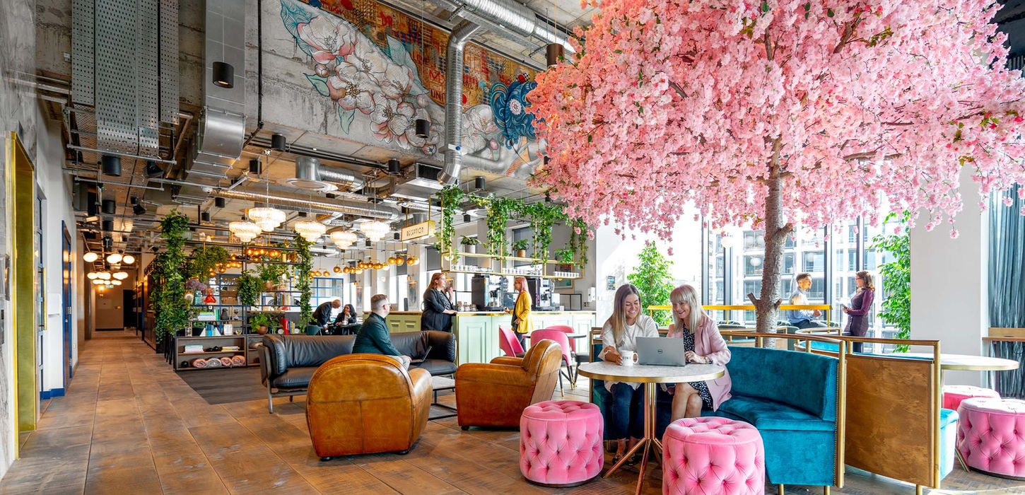 Elegant Office Foyer with Stylish Reception Desk