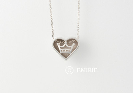 ハートと王冠 (裏).jpg