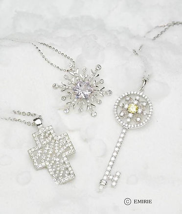 カギ・クロス・EMIRIE/ジュエリー