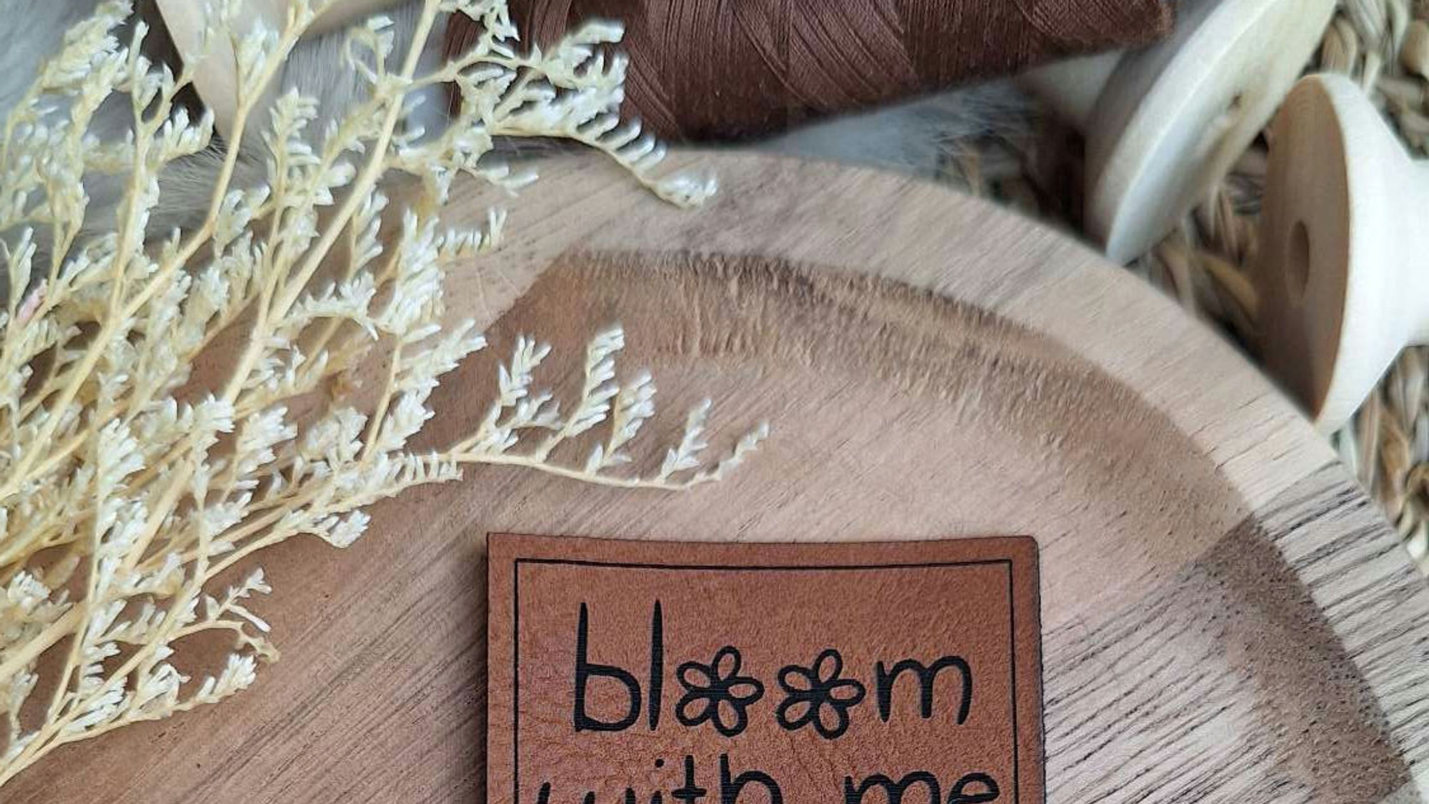 Bloom - Kunstleder Label