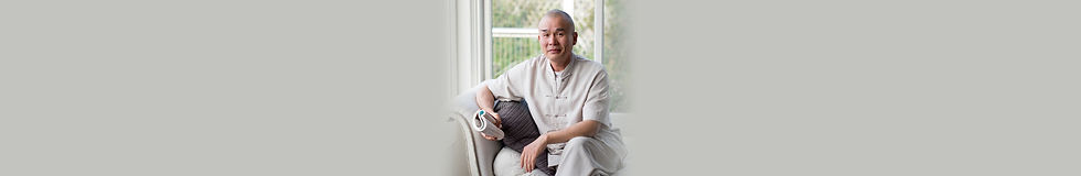 Yuan-Tze-on-a-sofa---01.jpg