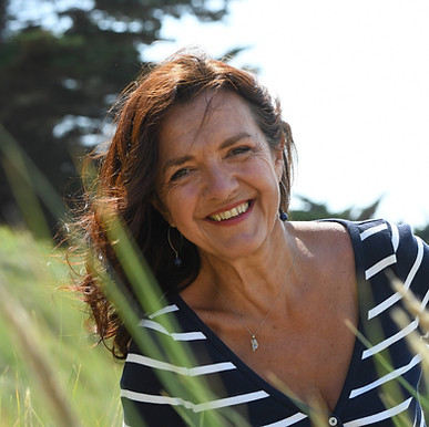 CORINNE MOCAER.jpg