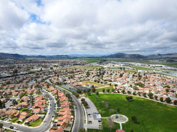 hemet.jpg