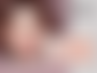 41m - Pouty Babe Expression