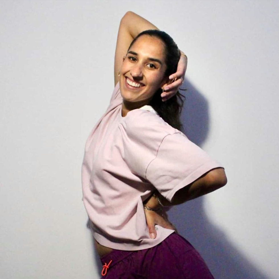 Ale (SUB) -
Latin Fusion Dance Choreography by Barrio Beats (Sunday)  